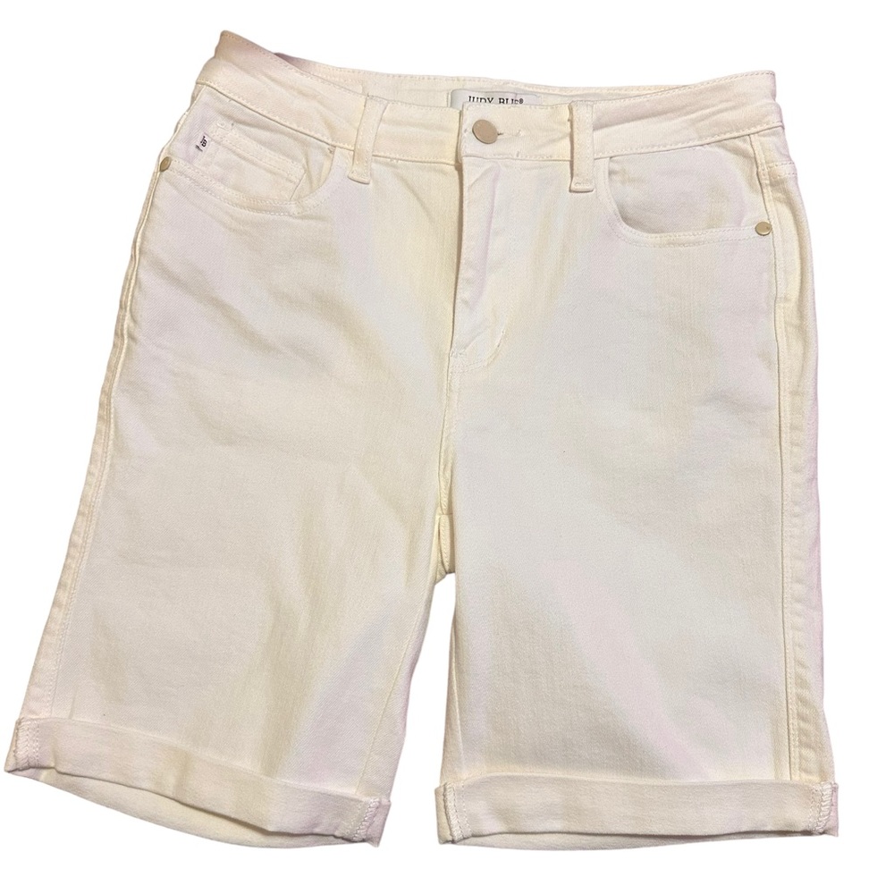 NEW JUDY BLUE White Double Cuffed Bermuda Shorts woman’s size medium